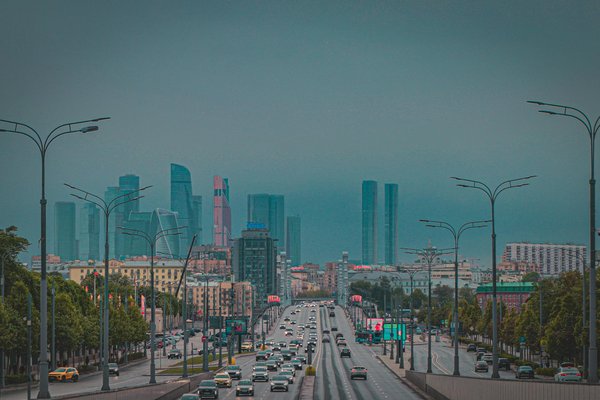 Optimisez Votre Exposition : Astuces Incontournables pour Curater une Exposition de Photographies de Voyage Éblouissante